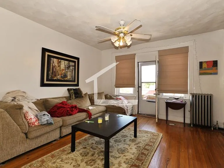 33 Mount Hood Rd #2 — Photo 3