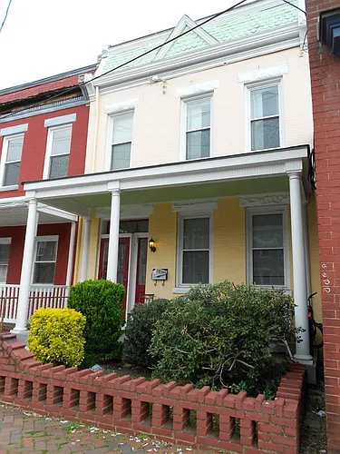 1214 W Cary St #2 Photo 1
