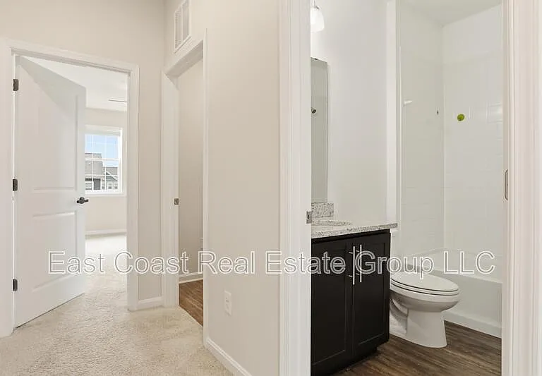 5123 Ironsides Dr — Photo 19