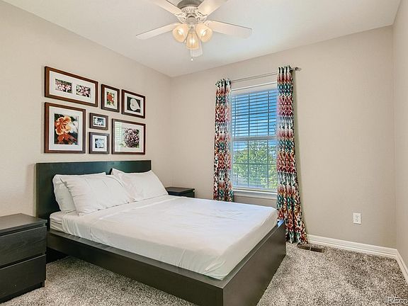 Bedroom for rent