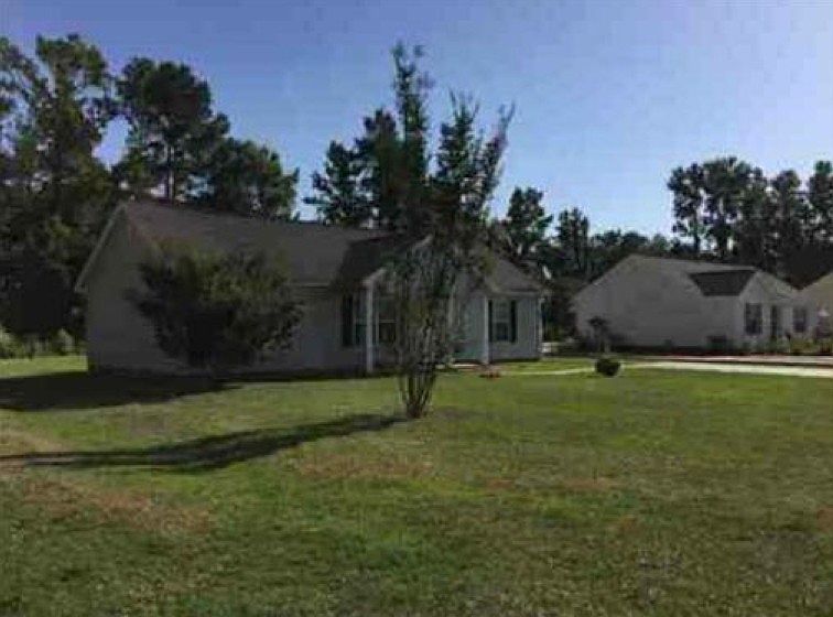 2nd image of 807 E Bonnie Ln