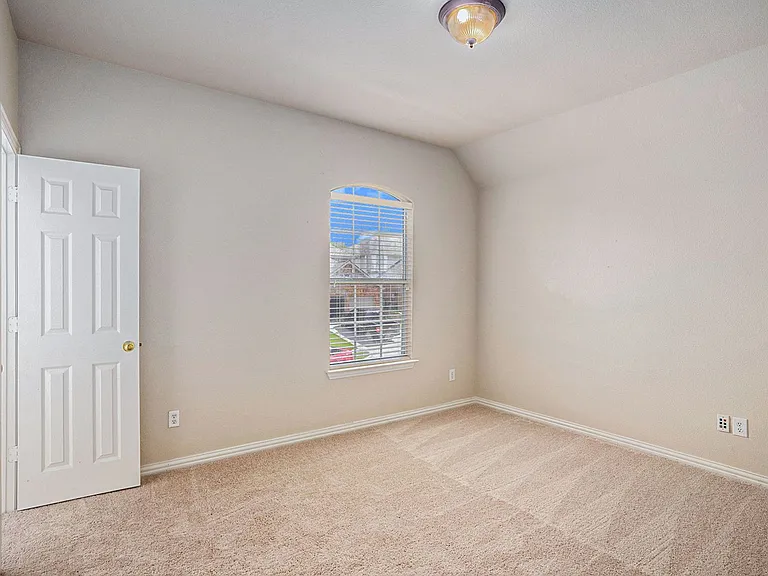 4213 Sharondale Dr — Photo 17