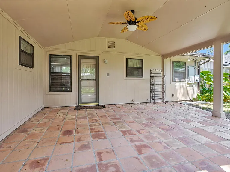 1410 Spillers Ln — Photo 26