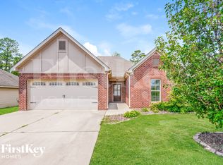 1114 Emerald Ridge Dr, Calera, AL 35040