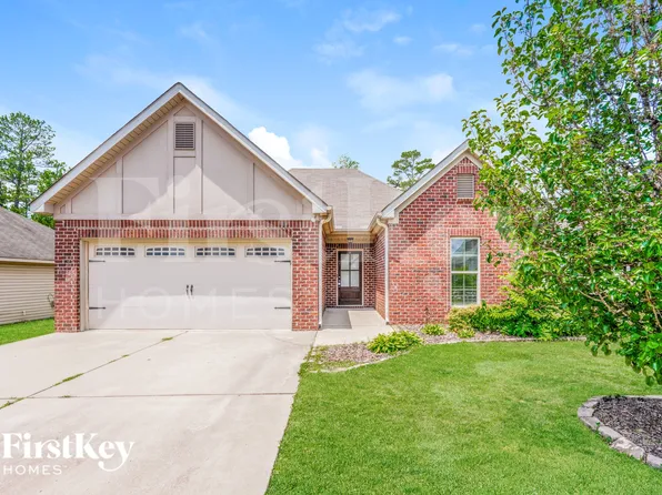 1114 Emerald Ridge Dr, Calera, AL 35040