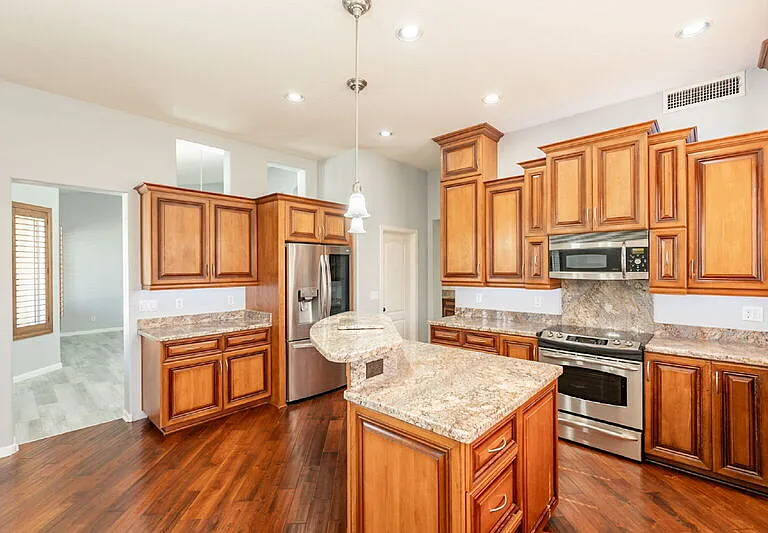 7167 W Abraham Ln — Photo 13