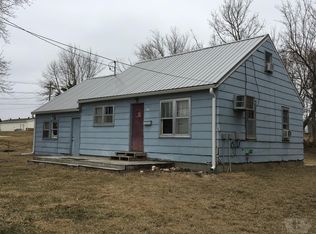 113 S Willow St, Lamoni, IA 50140