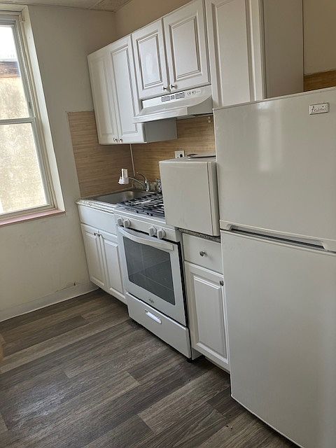 1st image of 318 South St APT 3R