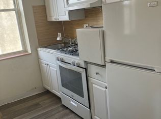 318 South St APT 3R, Philadelphia, PA 19147