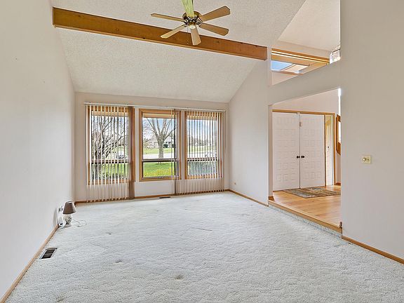 3rd image of 17534 Driftwood Ln