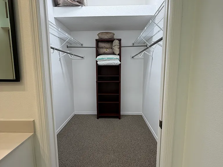 7630 Whitebridge Gln — Photo 28