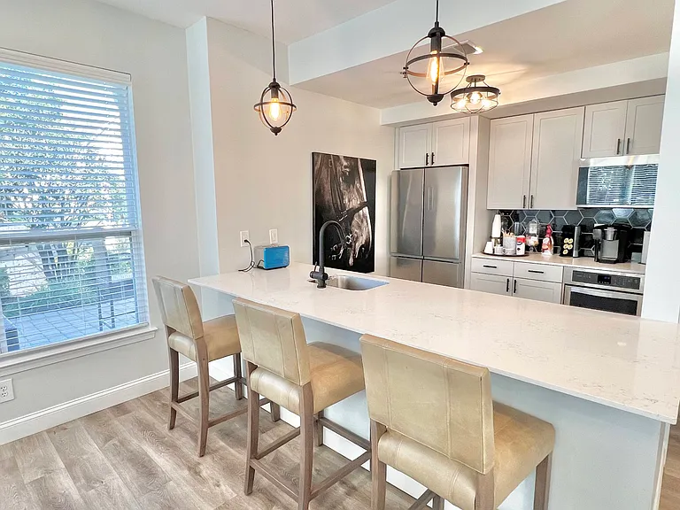 Brook View Apartments — Photo 4