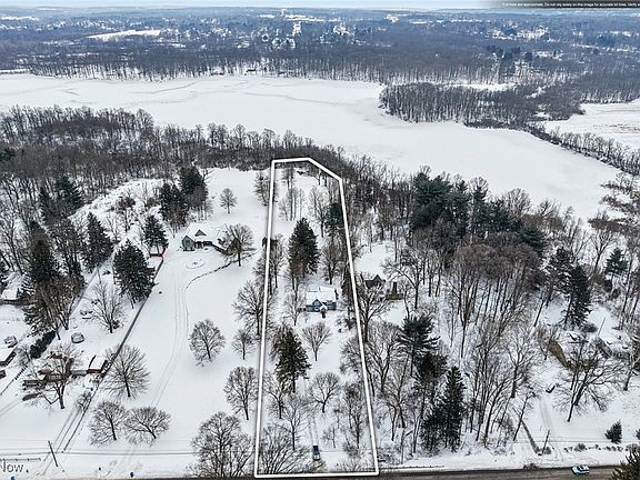 2nd image of 3582 Greenwich Rd