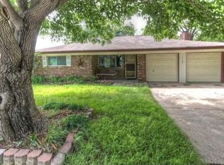 1109 Irwin Dr, Hurst, TX 76053