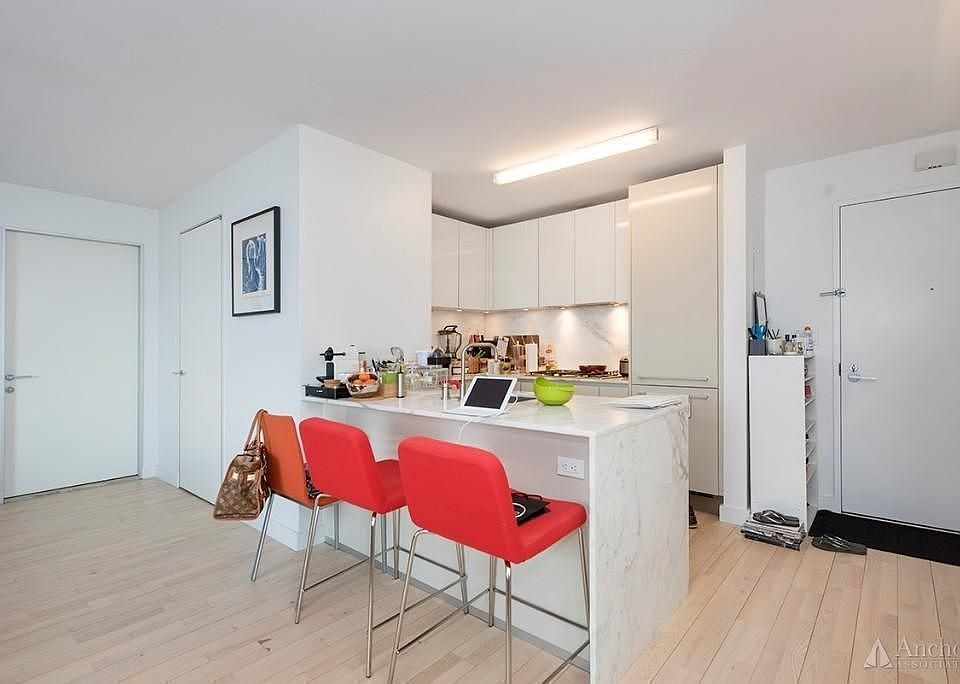 1st image of 322 W 57th St APT 49V