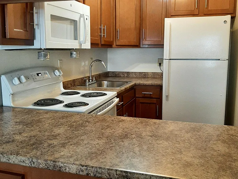 Mountainview Gardens — Photo 1