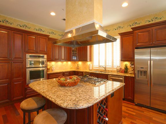 5th image of 559 Montori Ct