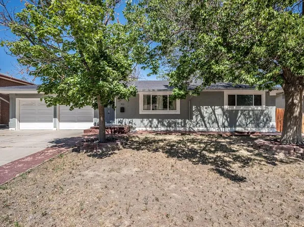 40 Normandy Cir, Pueblo, CO 81001
