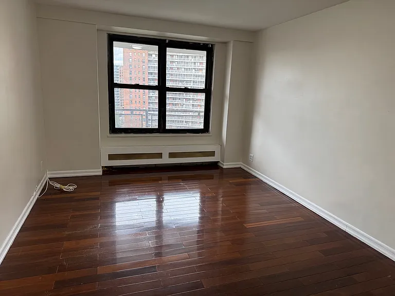 61-45 98th St #10L — Photo 5