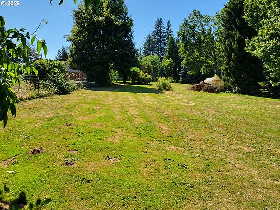 3rd image of 7137 SE 322nd Ave
