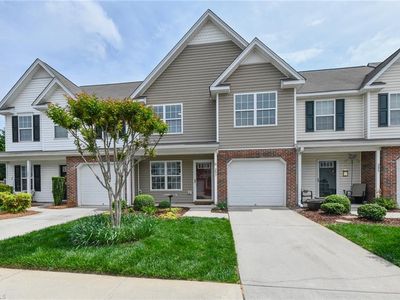 203 Blue Robin Way, Greensboro, NC, 27409