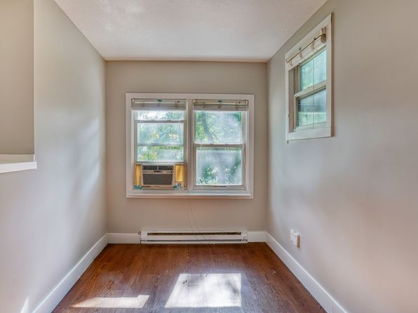 1529 Ferry St APT 4