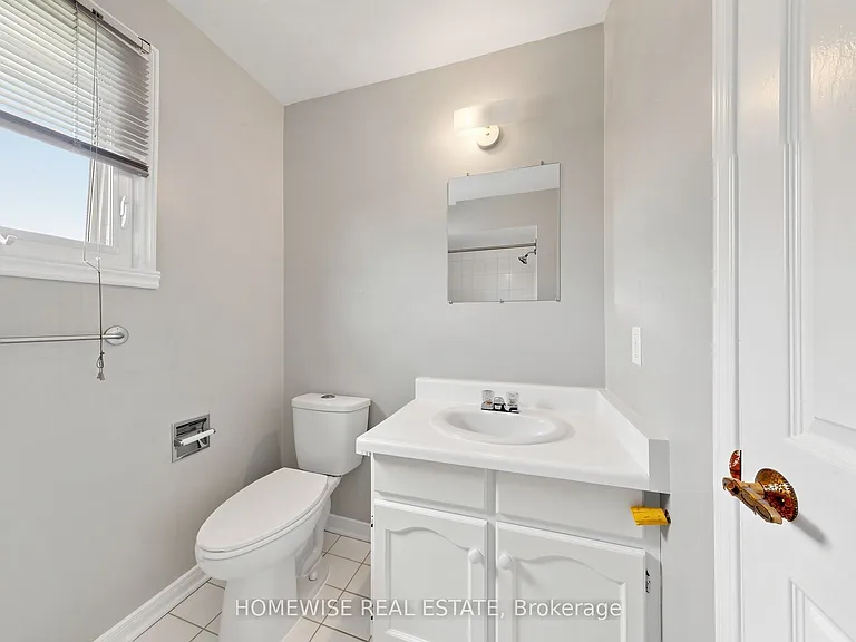 11 Briarcliffe Cres — Photo 35