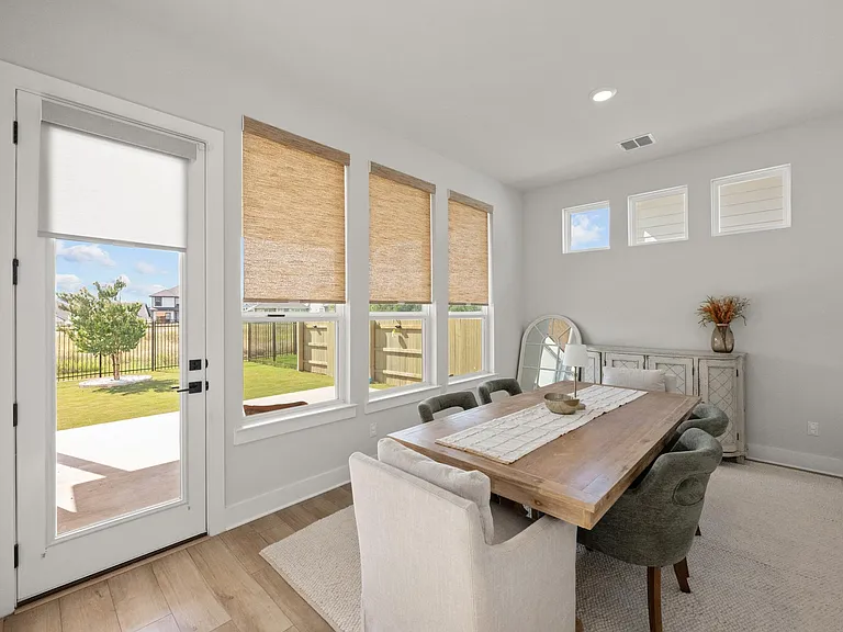 360 Crescent Moon Ct — Photo 10