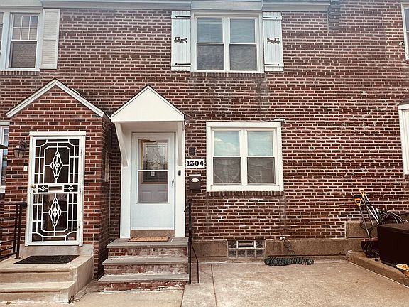 2nd image of 1304 Westbury Dr