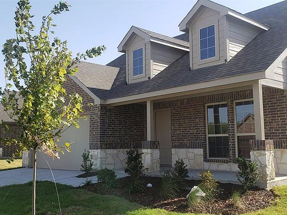 2nd image of 513 Pleasant Hill Ln