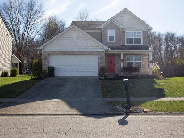 27 S Ridge Dr, Amelia, OH 45102