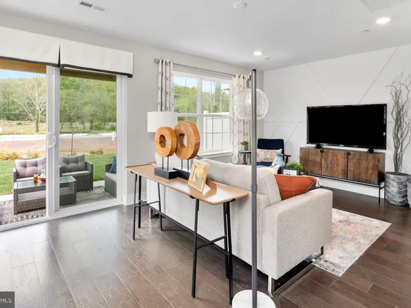 144 Ada Hightower Blvd, Pennington, NJ 08534