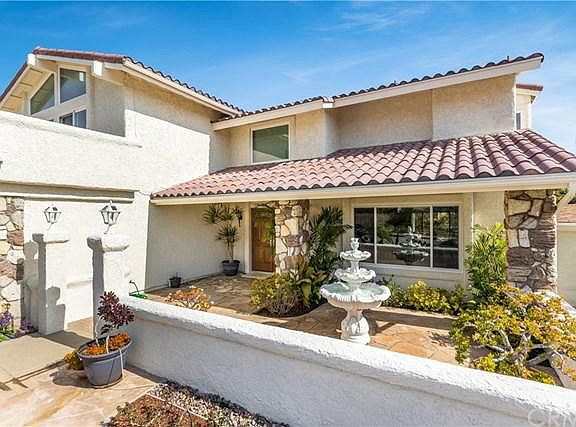 5th image of 4772 Raymond Dr