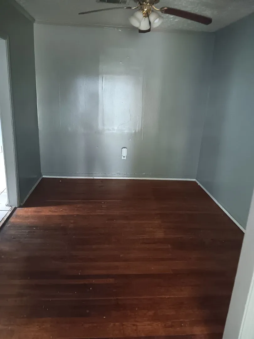 235 Shadowlawn Drive - 1 — Photo 3