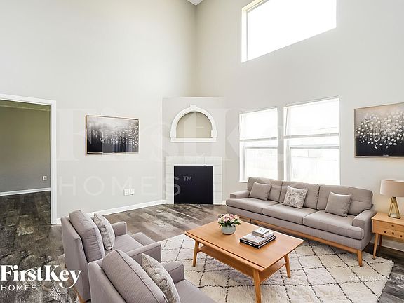3rd image of 3253 Kady Ln