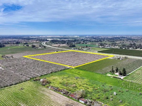 7581 E Kings Canyon Rd, Fresno, CA 93737