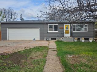 2021 Elmhurst Dr, Rapid City, SD 57702