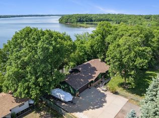 26762 Lofton Ave, Chisago City, MN 55013