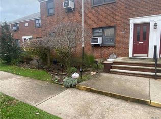17-51 160th St #1, Whitestone, NY 11357