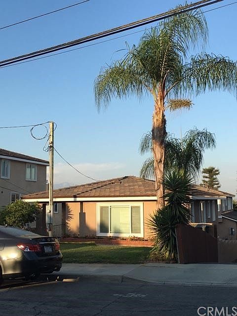 1st image of 340 S Lincoln Ave