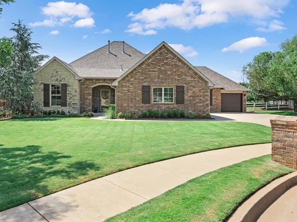 840 Sea Biscuit Dr, Edmond, OK 73034
