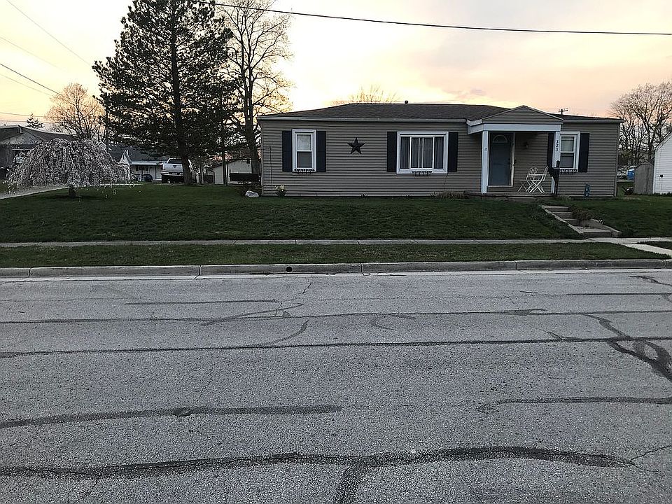 2nd image of 323 N Cherry St