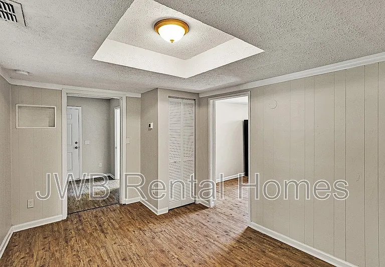 7957 Mattox Ave — Photo 6
