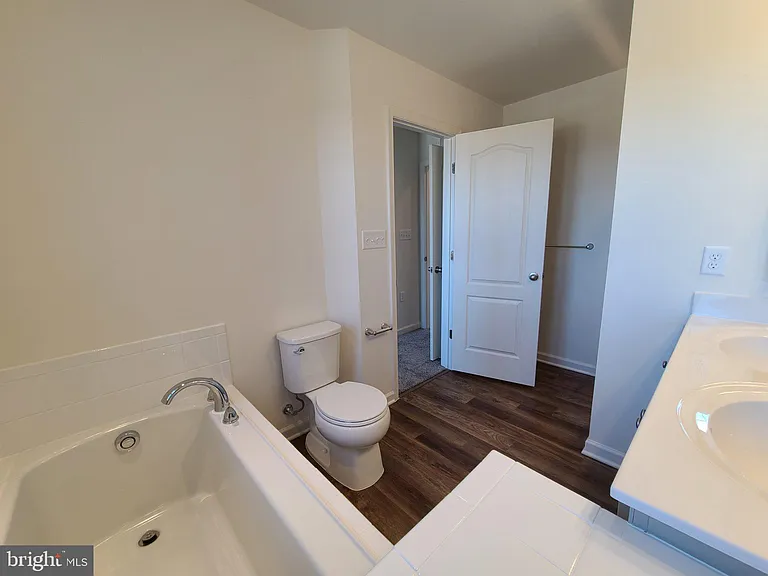 108 Alderman Way — Photo 23