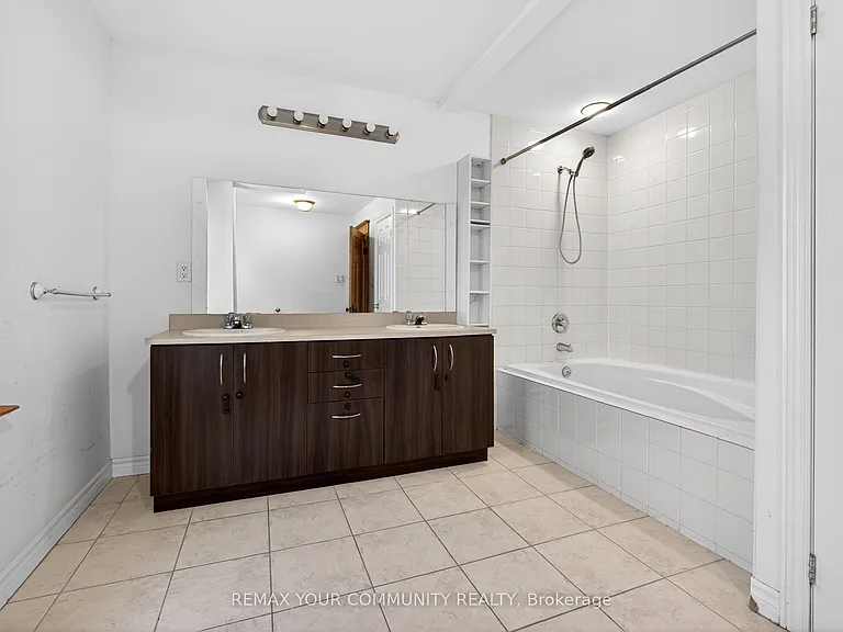 66 Wallace St — Photo 14