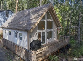 21 N Canal View Ct, Lilliwaup, WA 98555