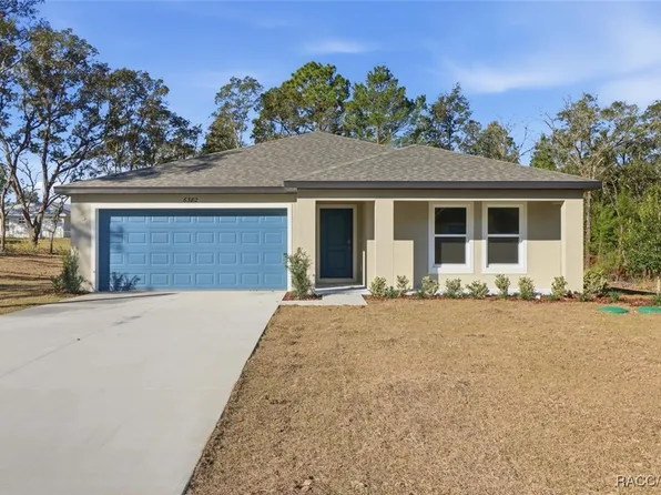 6382 N Varsity Ave, Citrus Springs, FL 34434