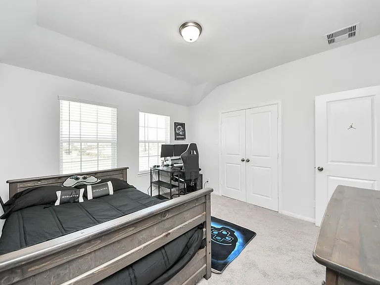 10603 Juniper Branch Dr — Photo 38