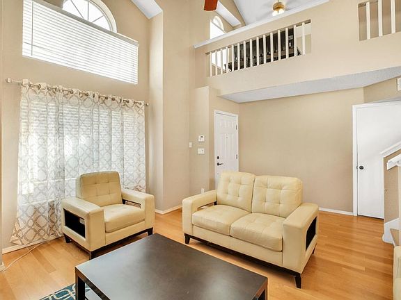 5th image of 3305 Tierra Nevada Dr