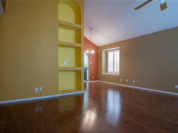 4th image of 7441 Plaza Taurina Dr